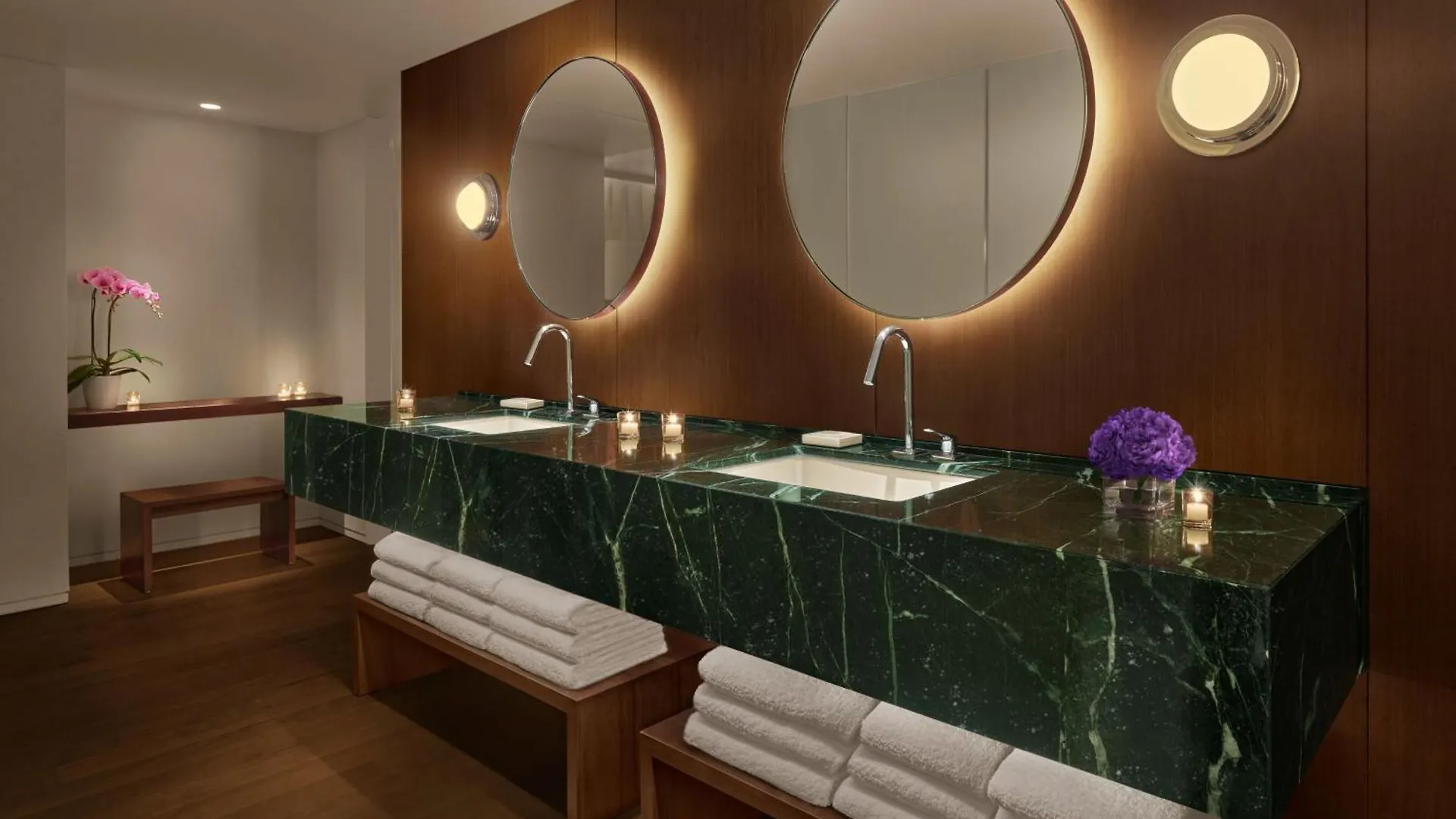 The Tokyo Edition, Ginza Hotel